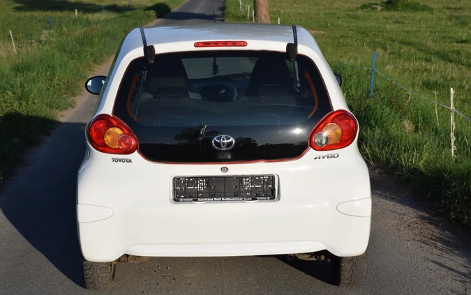 Toyota Aygo cena 4400 przebieg: 85400, rok produkcji 2008 z Karpacz małe 46
